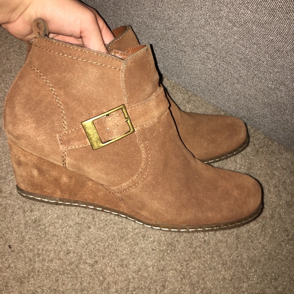 Franco sarto suede brown bootie wedges